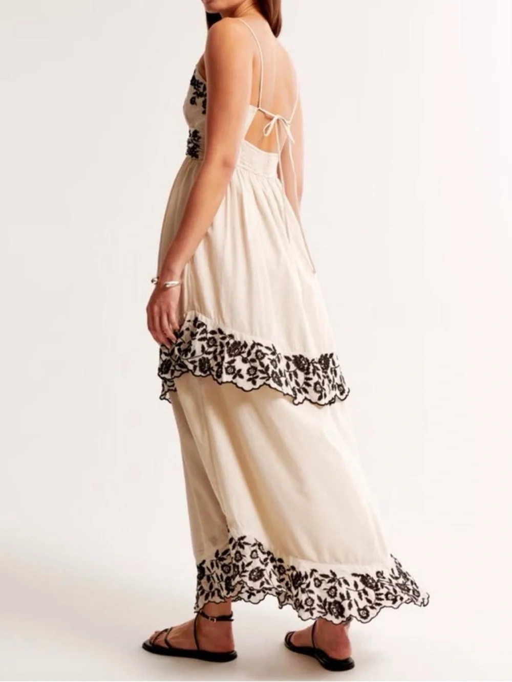 Abercrombie & Fitch Cream tiered Ruffle Maxi Dress- size MEDIUM - Picture 6 of 10